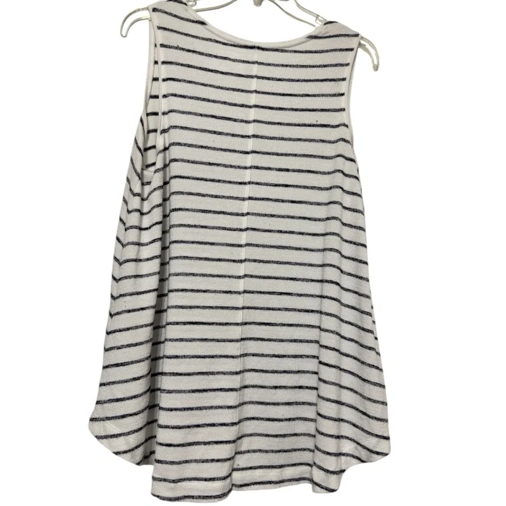 Merona Hi-Lo Sweater Tank Top Large - Picture 3 of 3